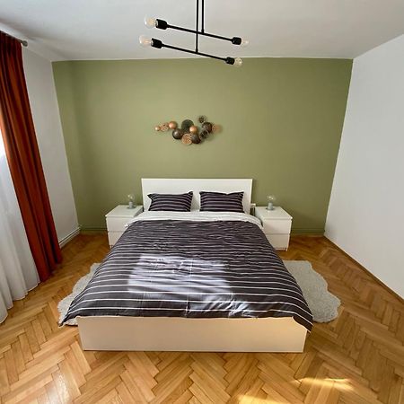 Deluxe Apartment #Casamihai Free Parking Брашов Екстериор снимка